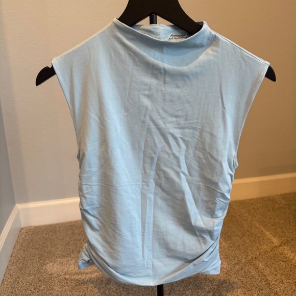 The A&F Paloma Top in Light Blue size Small - Picture 3 of 5